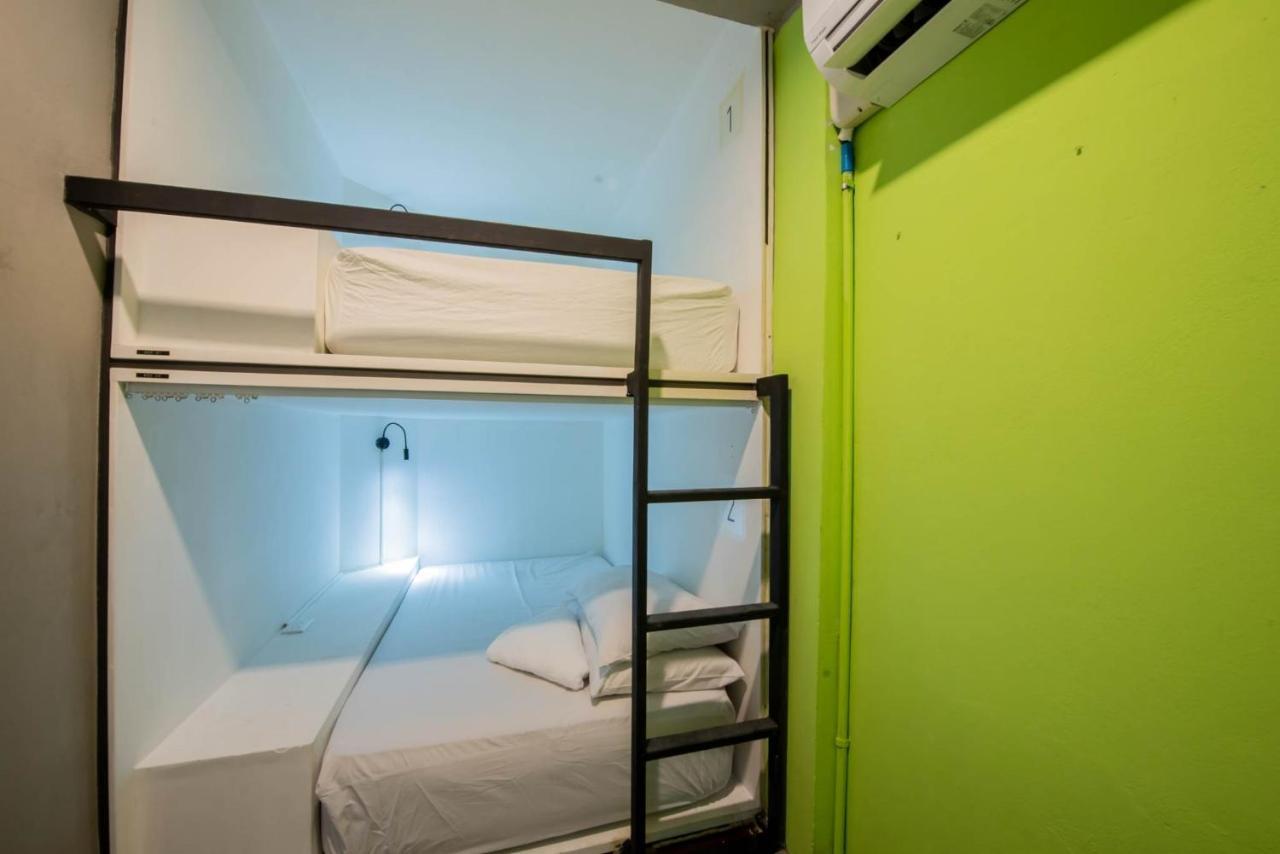 Elixir Hostel Bangkok Extérieur photo